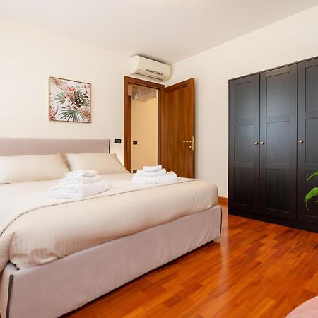 Elegante E Luminoso, Spazio Esterno Privato Velence Kültér fotó