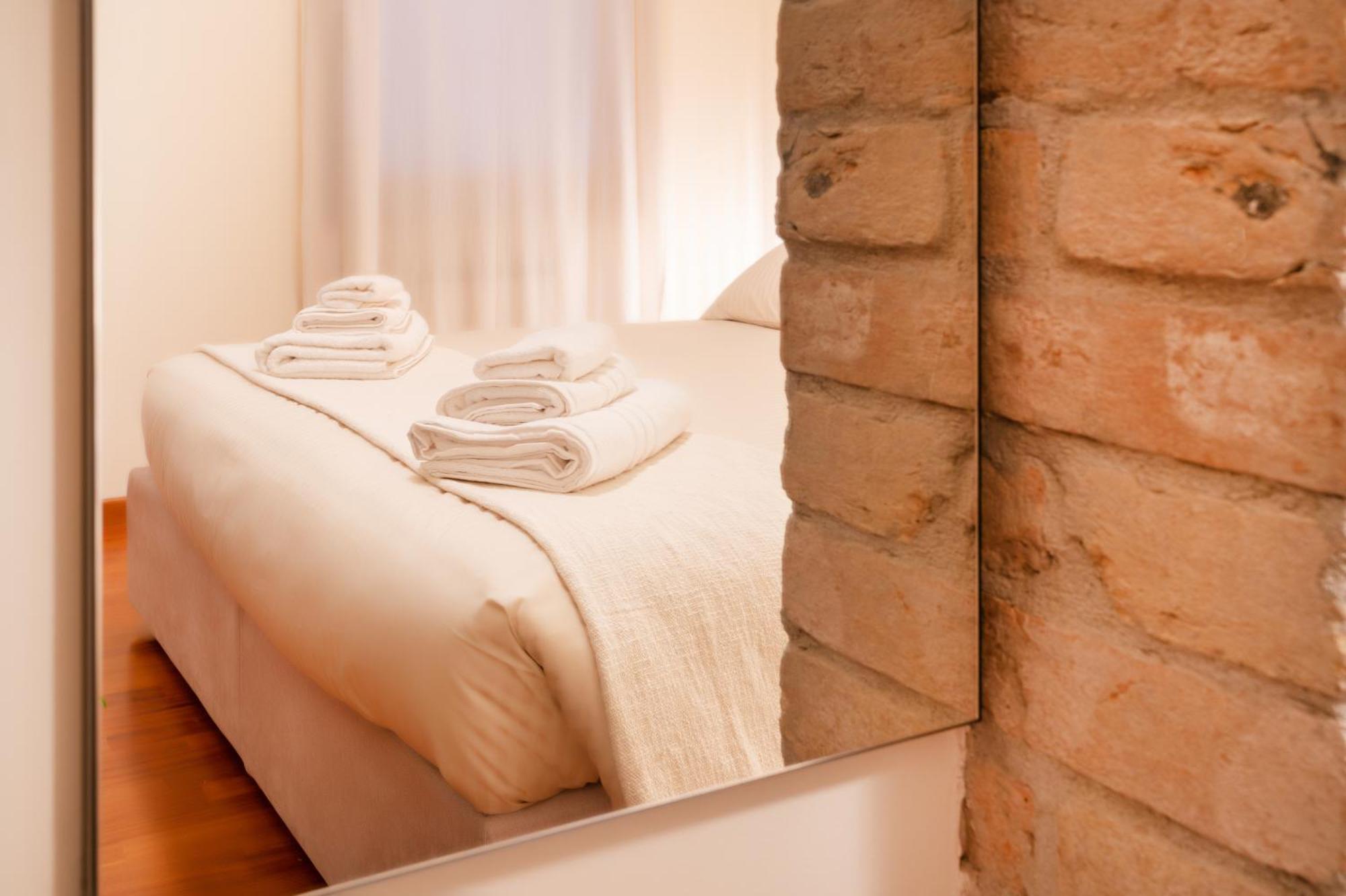 Elegante E Luminoso, Spazio Esterno Privato Velence Kültér fotó