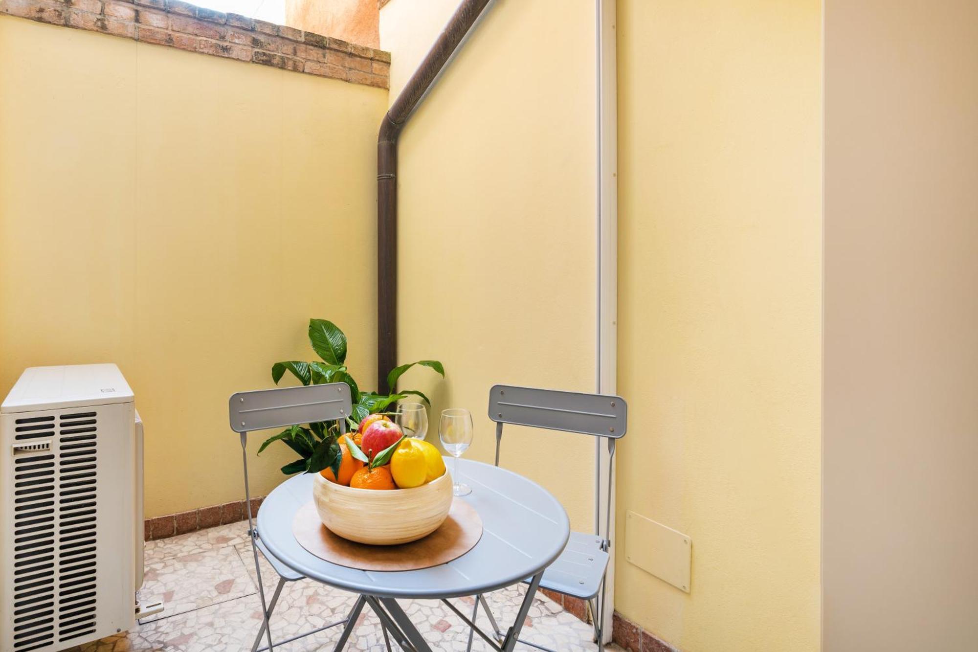 Elegante E Luminoso, Spazio Esterno Privato Velence Kültér fotó